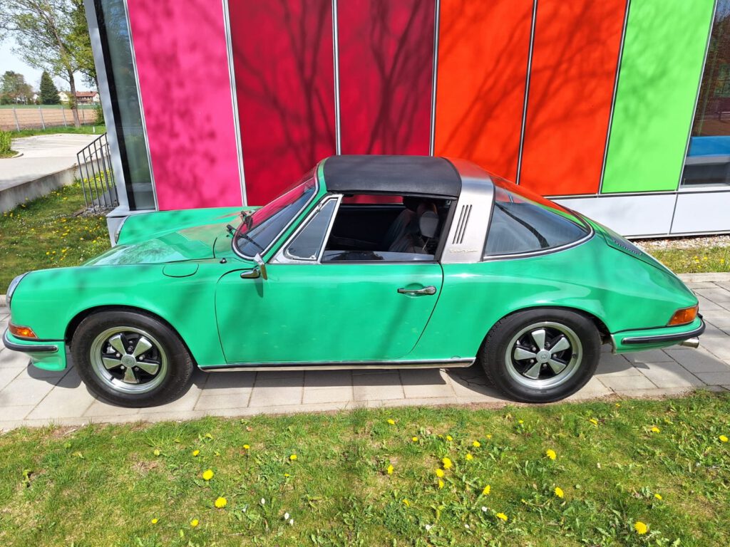 Porsche 911E Targa F-Modell neu in der Vermittlung