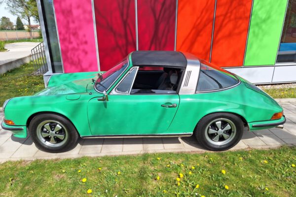 99ec8cd9-3bf6-4ede-87bc-a4245871e881 99ec8cd9-3bf6-4ede-87bc-a4245871e881